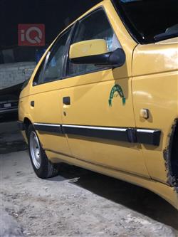 Peugeot 405
